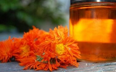 Decorations for the treatment of varicose veins