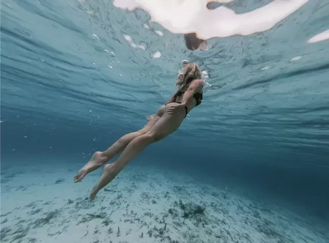 The best sport against varicose veins is swimming