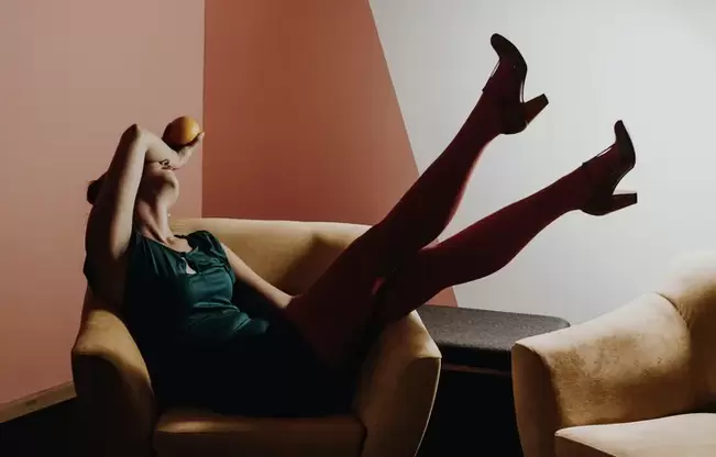 Young woman with varicose veins of the legs